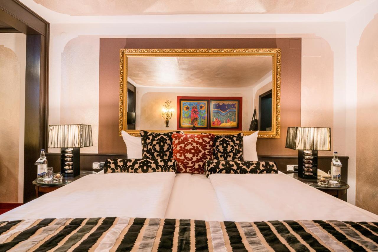 Alpin & Wellness Resort Hotel Ludwig Royal Оберщауфен Екстериор снимка