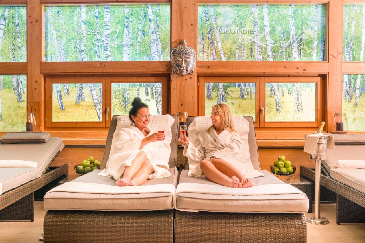 Alpin & Wellness Resort Hotel Ludwig Royal Оберщауфен Екстериор снимка