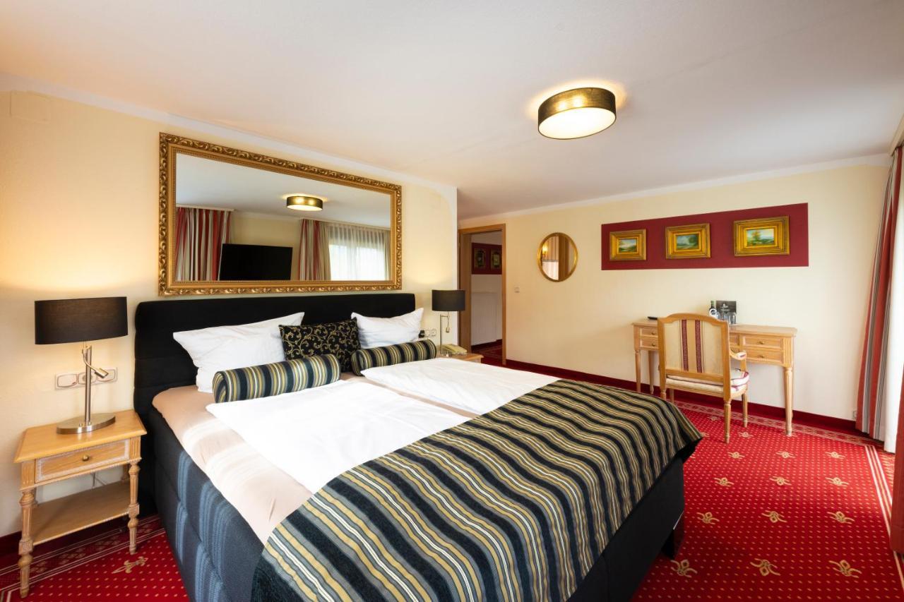 Alpin & Wellness Resort Hotel Ludwig Royal Оберщауфен Екстериор снимка