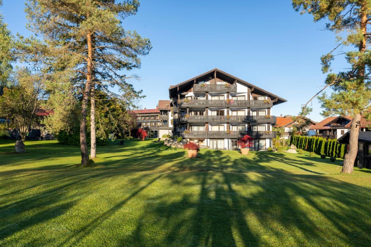 Alpin & Wellness Resort Hotel Ludwig Royal Оберщауфен Екстериор снимка
