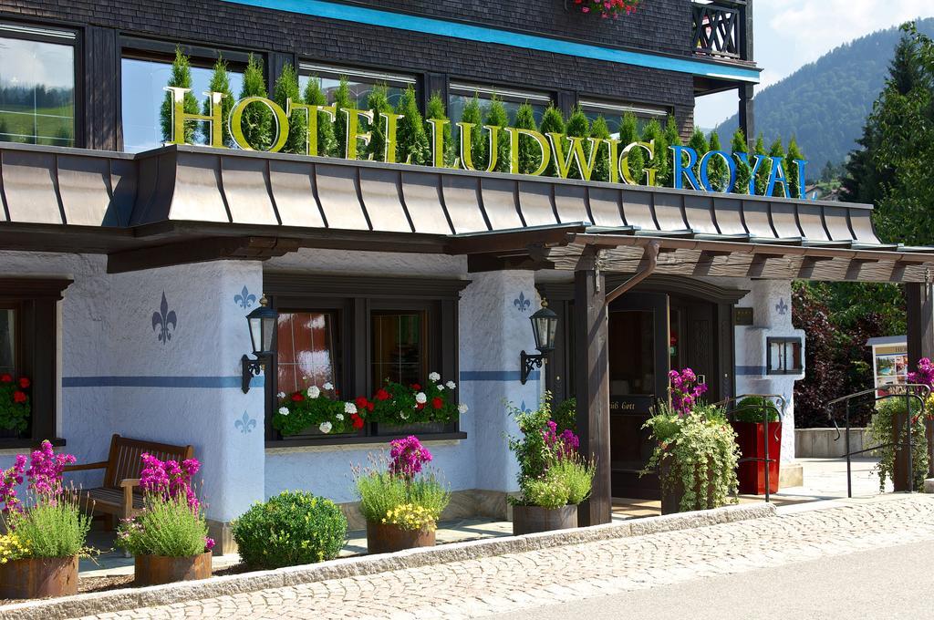 Alpin & Wellness Resort Hotel Ludwig Royal Оберщауфен Екстериор снимка